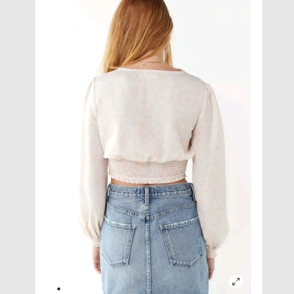 Urban Outfitters Smocked Balloon Sleeve Blouse Top - Picture 5 of 10